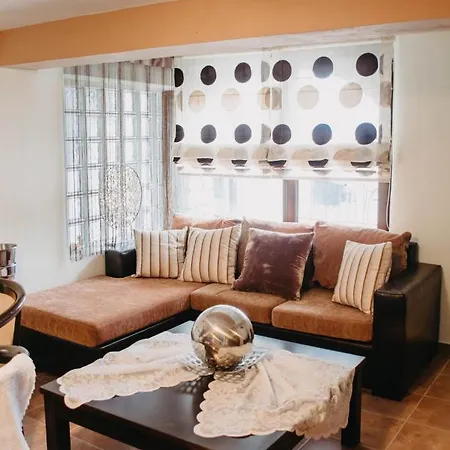 Obrava Double With Balcony Overlooking The Inner Courtyard Apartment Kotronion (Trikala)
